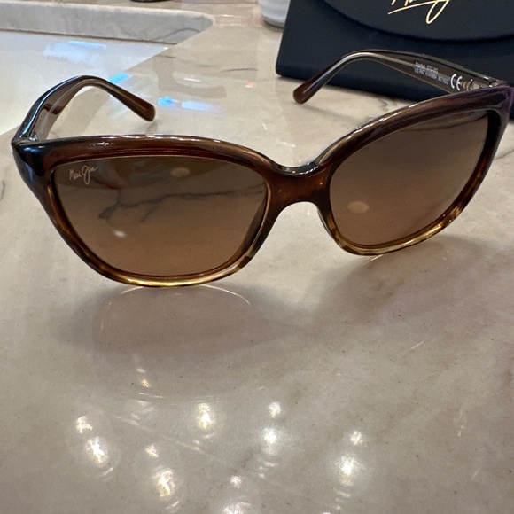 Maui Jim Starfish Sunglasses - Picture 6 of 7